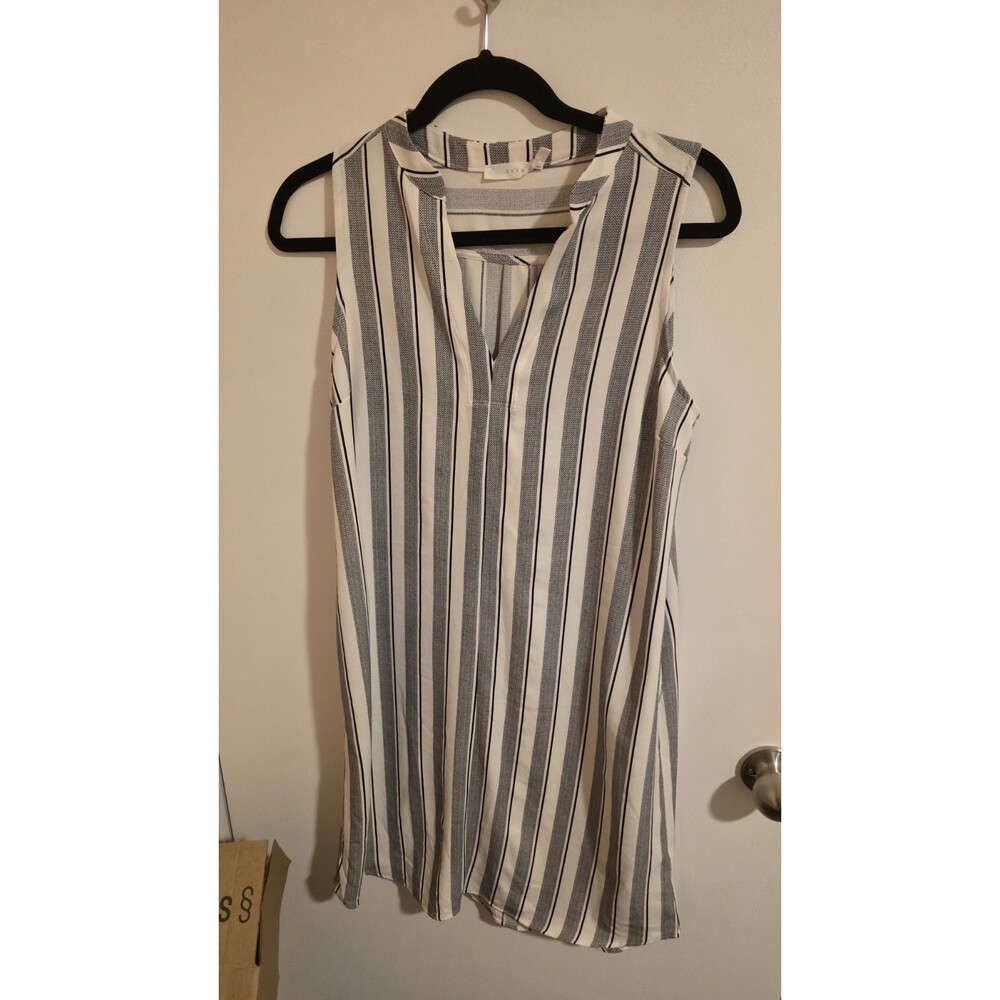 LUSH Women's Sleeveless Striped VNeck Blouse Top White Gray Black Size S Boho